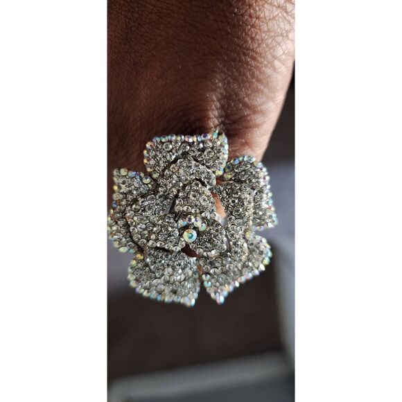Floral Bling Ring  - Picture 1 of 3